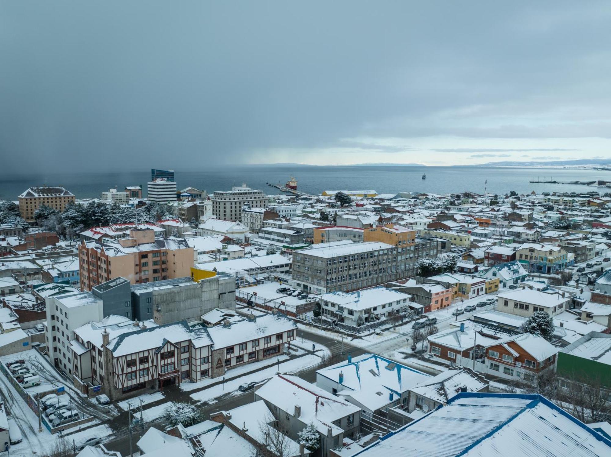 Almasur Punta Arenas Hotel Kültér fotó